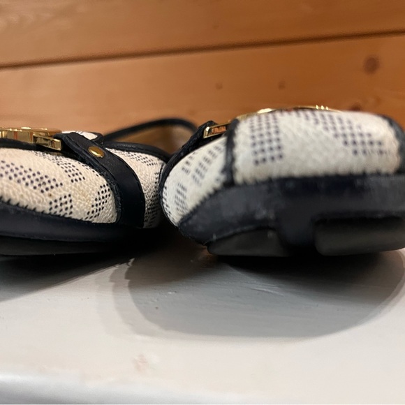 Michael Kors Navy and White Flats 7.5 - Picture 8 of 12